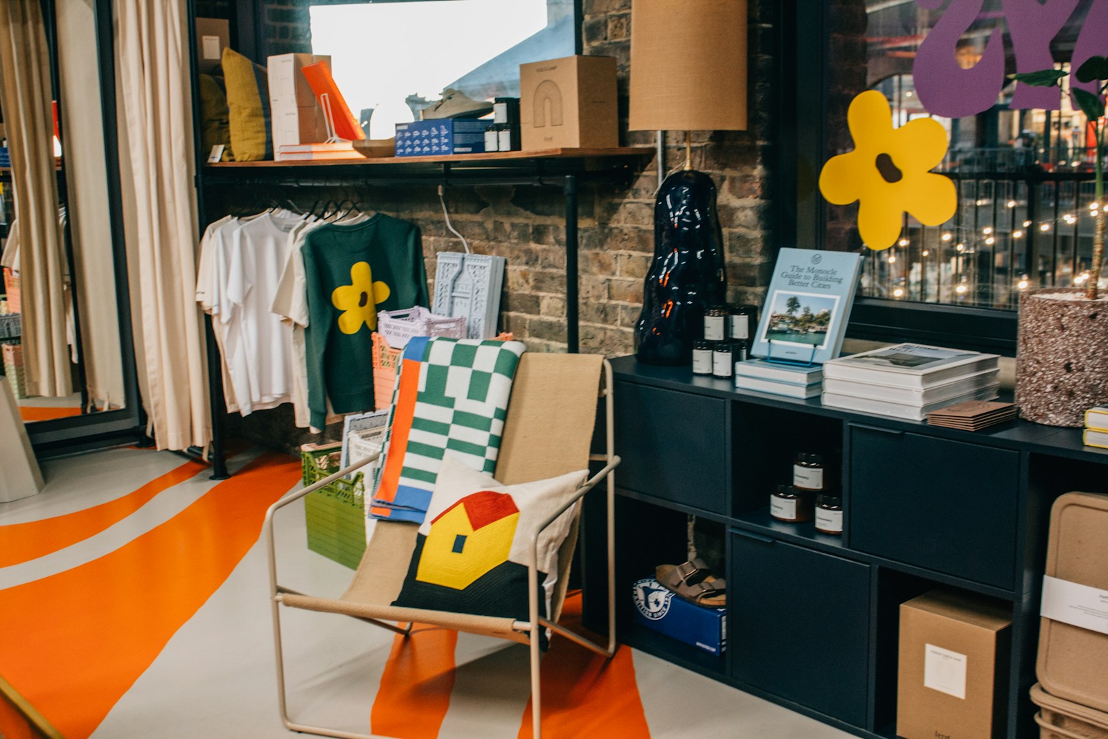 【北欧デザイン⑦】雨具がファッションになる｜Marimekko・Rains・Acne Studios・By Malene Birger・Tomorrow Denim｜北欧5ブランドのコンセプトが教えてくれるもの